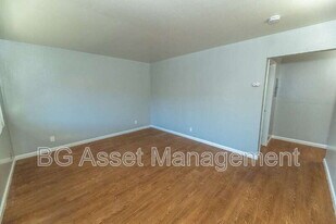 1938 Ethan Way in Sacramento, CA - Building Photo