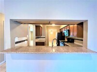 2146 Hazlitt Dr photo'