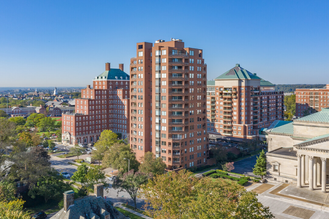 St. James Condominiums in Baltimore, MD - Building Photo