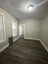 3033 Fontain St in Philadelphia, PA - Building Photo - Building Photo
