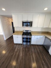 1629 W Summit St, Unit 1627 in Long Beach, CA - Building Photo - Building Photo