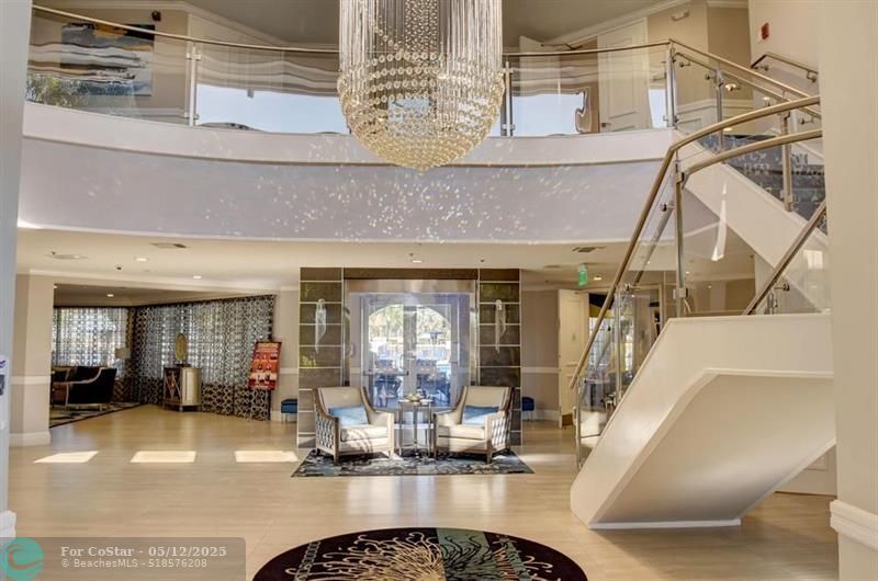 5234 Europa Dr in Boynton Beach, FL - Foto de edificio