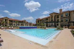 Creekside on Parmer Lane