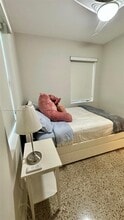 850 NE 124th St in North Miami, FL - Building Photo - Building Photo