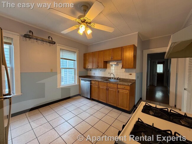 127 Walnut St in Somerville, MA - Building Photo - Building Photo