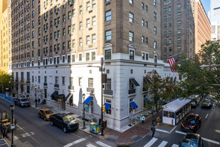 The Warwick in Philadelphia, PA - Foto de edificio - Building Photo