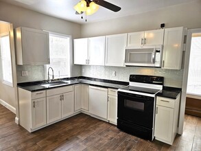 47 Lincoln St in Stoneham, MA - Building Photo - Building Photo
