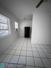 405 6th Ave N in Lake Worth Beach, FL - Building Photo - Building Photo