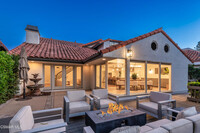 3811 Bowsprit Cir in Westlake Village, CA - Foto de edificio - Building Photo