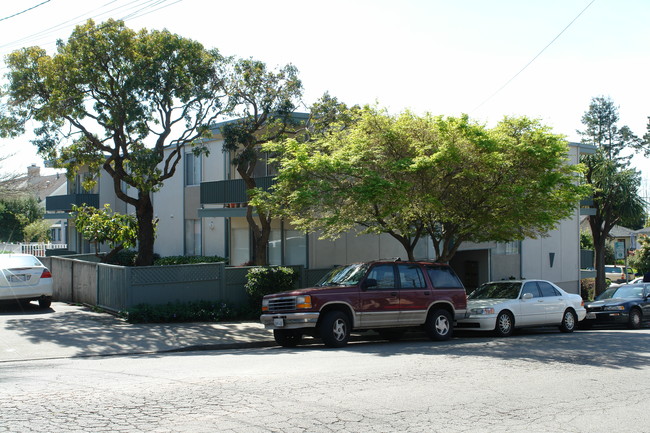 2024 Vine St in Berkeley, CA - Building Photo - Building Photo