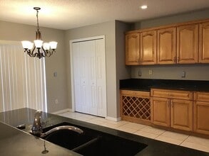 914 Crystal Bay Ln in Orlando, FL - Building Photo - Building Photo