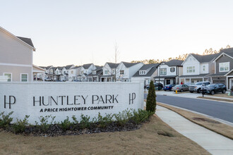 Huntley Park Townhomes in Pelham, AL - Building Photo - Building Photo