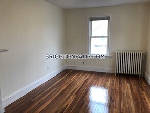 36 Shannon St in Boston, MA - Building Photo - Building Photo