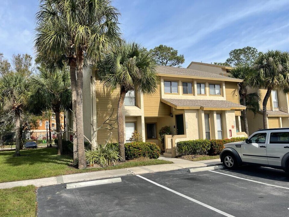 4338 Middlebrook Rd in Orlando, FL - Building Photo