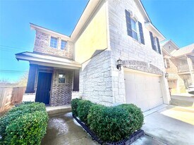 9336 Hunter Ln in Austin, TX - Building Photo