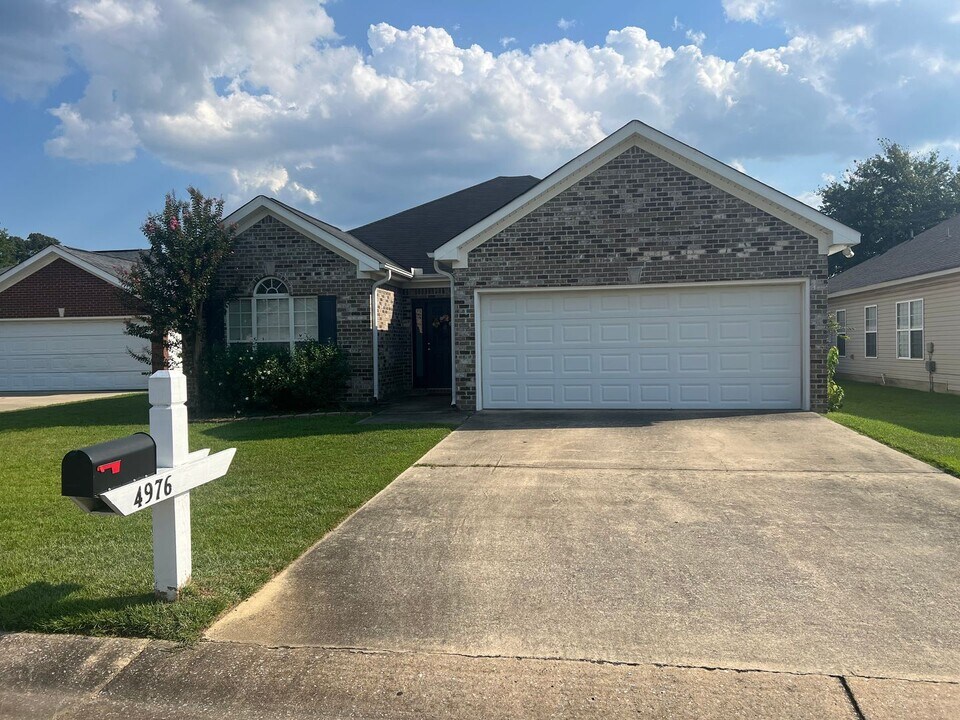 4976 Ross Cir in Northport, AL - Building Photo