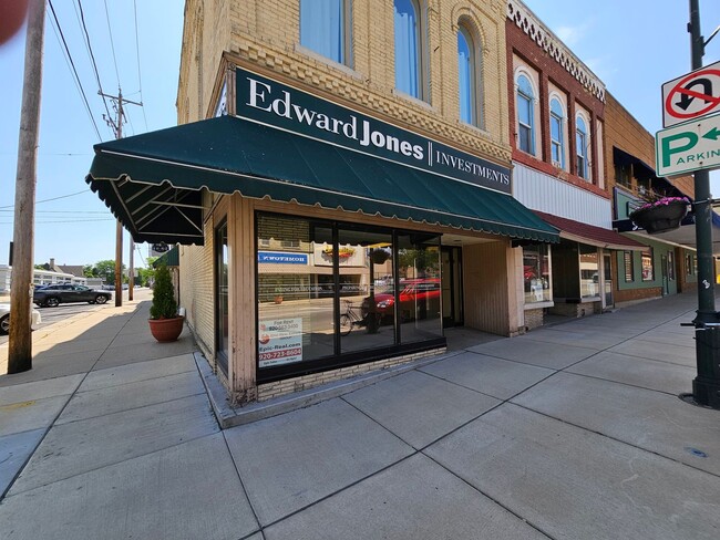 property at 101 S Main St