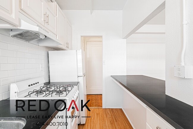property at 102 N Glendale Ave
