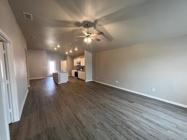 2011 Kenwood Ave, Unit 0614-F in Lubbock, TX - Building Photo - Building Photo