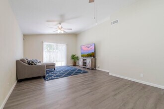 1306 Wild Daisy Ln in West Palm Beach, FL - Building Photo - Building Photo
