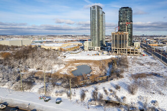 CG Towers in Vaughan, ON - Building Photo - Building Photo