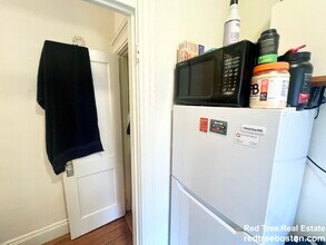 111 Park Dr in Boston, MA - Foto de edificio - Building Photo