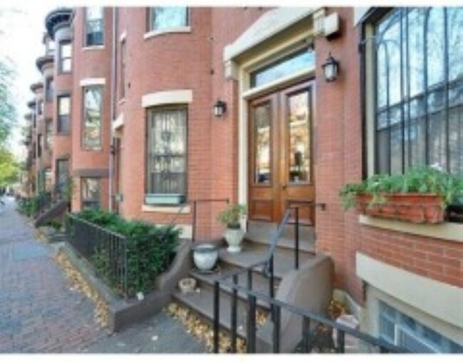 124 Chandler St, Unit Garden in Boston, MA - Building Photo - Building Photo