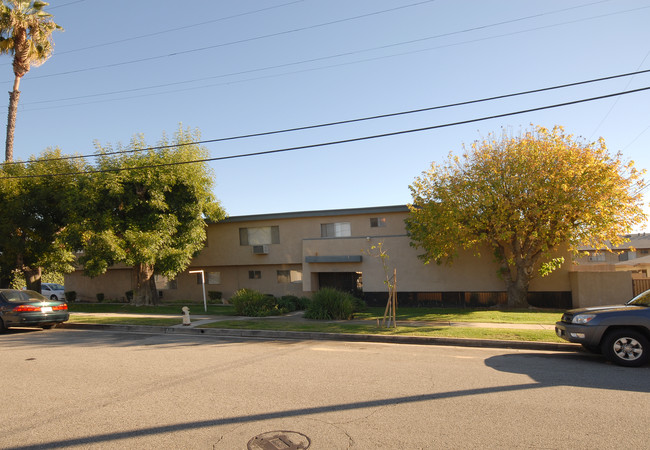 Ambassador Apartments in Covina, CA - Building Photo - Building Photo