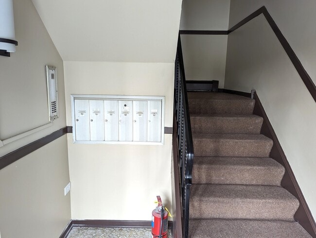 14043 Kilpatrick Ave in Crestwood, IL - Building Photo - Building Photo