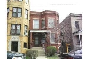 2733 N Francisco Ave in Chicago, IL - Building Photo