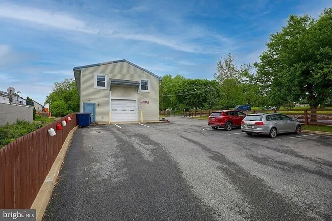 property at 1500 Wilson Ave