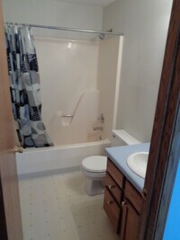 2205 Oakleaf St photo'
