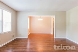 208 Southampton Dr in Irmo, SC - Building Photo - Building Photo