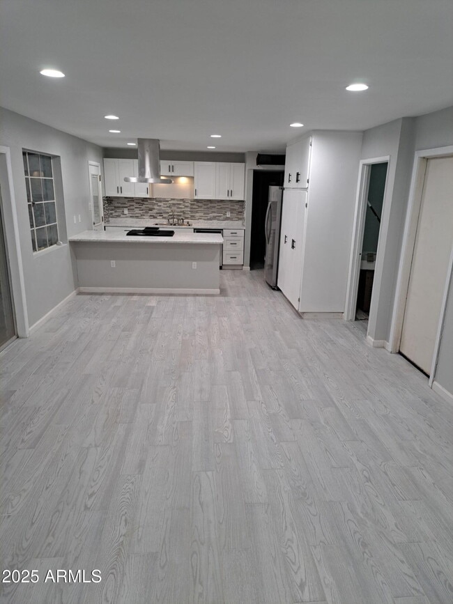 7249 E Latham St in Scottsdale, AZ - Building Photo - Building Photo
