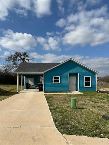 1710 Brennan Cir in Greenville, TX - Building Photo