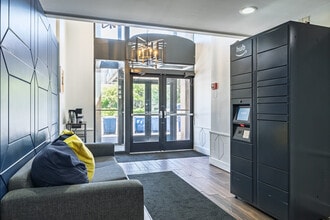 400 Maynard in Ann Arbor, MI - Foto de edificio - Lobby