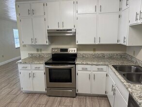 2622 Old Bainbridge Rd in Tallahassee, FL - Building Photo - Building Photo