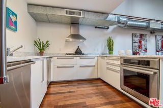 property at 1046 Princeton Dr