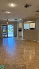 2032 Discovery Cir W in Deerfield Beach, FL - Building Photo - Building Photo