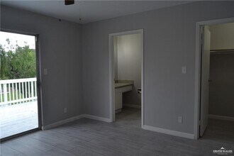 704 Continental Dr in Brownsville, TX - Building Photo - Building Photo