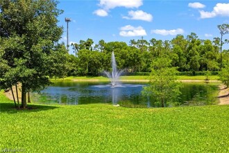 1315 Corso Palermo Ct in Naples, FL - Foto de edificio - Building Photo