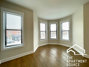 3401 W Fullerton Ave in Chicago, IL - Building Photo - Building Photo