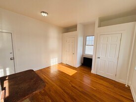 420 Littleworth Ln in Sea Cliff, NY - Building Photo