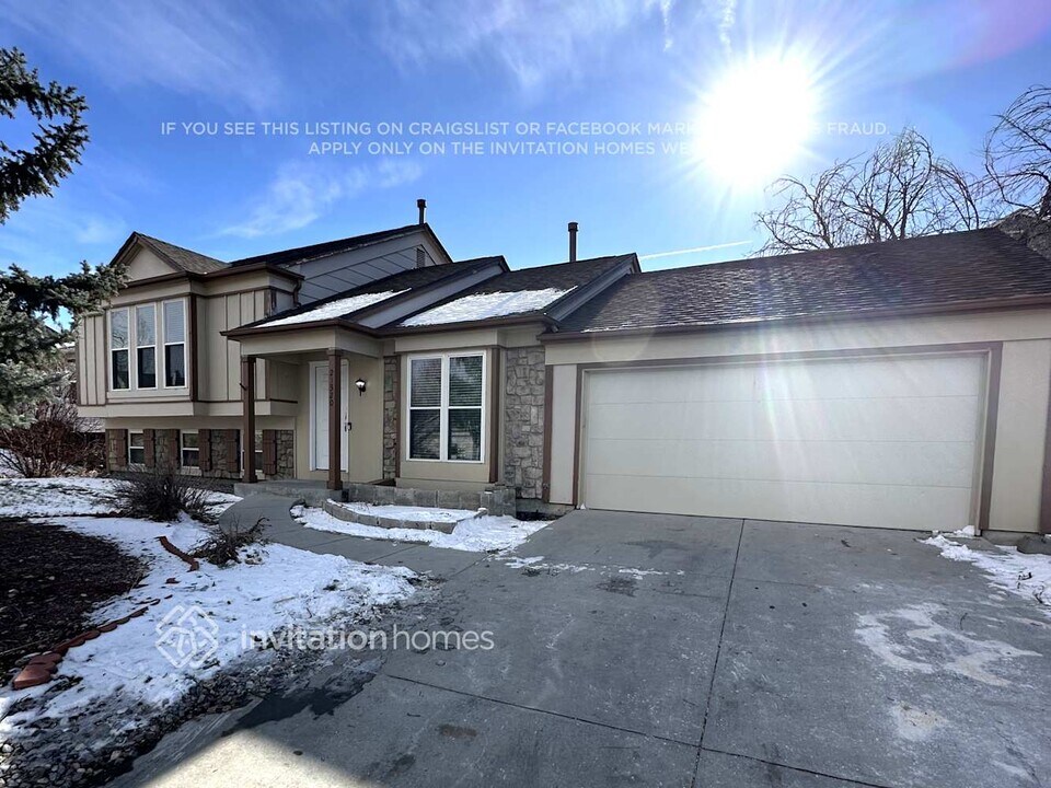 21320 E Aberdeen Pl in Centennial, CO - Building Photo