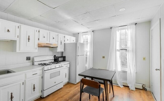 property at 31 Falcon St