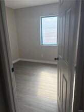 37543 Royal Ct in Palmdale, CA - Building Photo - Building Photo