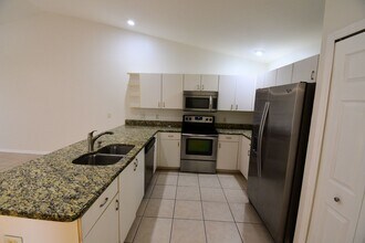 706-708 SE 8th Terrace in Cape Coral, FL - Building Photo - Building Photo
