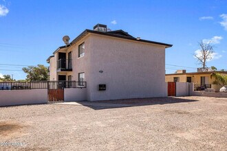 3823 N 23rd Dr in Phoenix, AZ - Building Photo - Building Photo