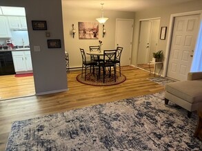 406 Sheffield Rd in Waukesha, WI - Building Photo - Building Photo