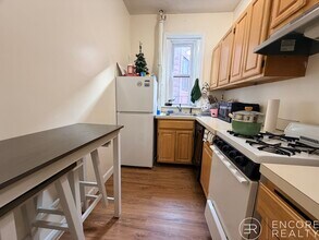 440 Park Dr, Unit 3 in Boston, MA - Foto de edificio - Building Photo